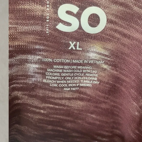 ✨NWT two tone plumb and prune tee ✨ - Picture 7 of 7